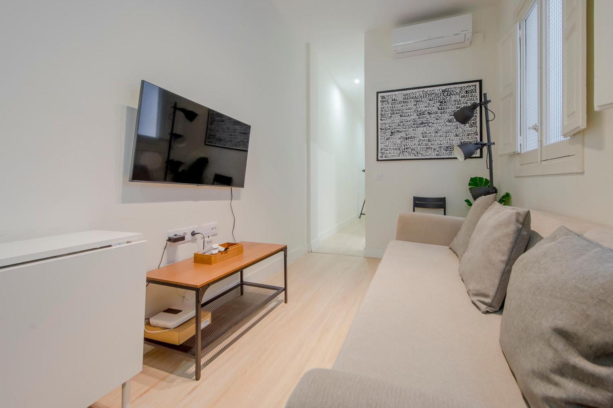 マドリードNuevo Apt Para 7 Pax En Malasana - Gran Via E1アパートメント エクステリア 写真