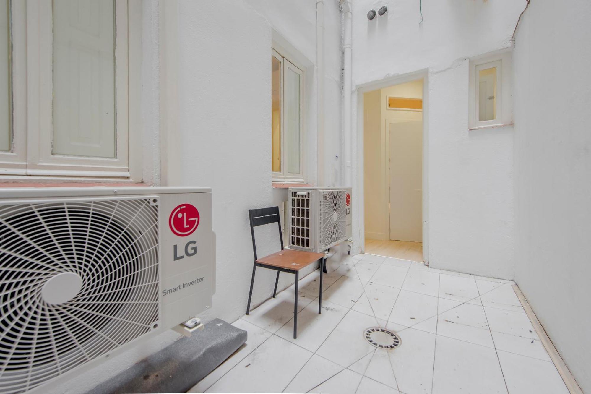 マドリードNuevo Apt Para 7 Pax En Malasana - Gran Via E1アパートメント エクステリア 写真