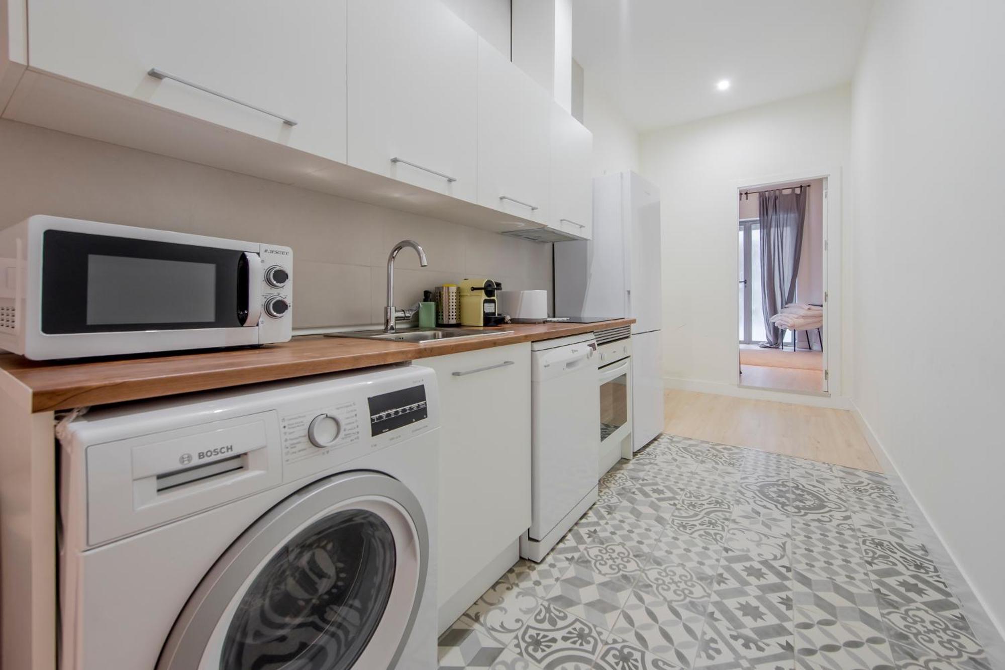 マドリードNuevo Apt Para 7 Pax En Malasana - Gran Via E1アパートメント エクステリア 写真
