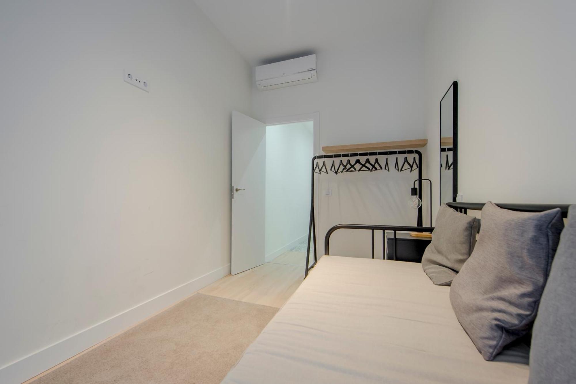 マドリードNuevo Apt Para 7 Pax En Malasana - Gran Via E1アパートメント エクステリア 写真