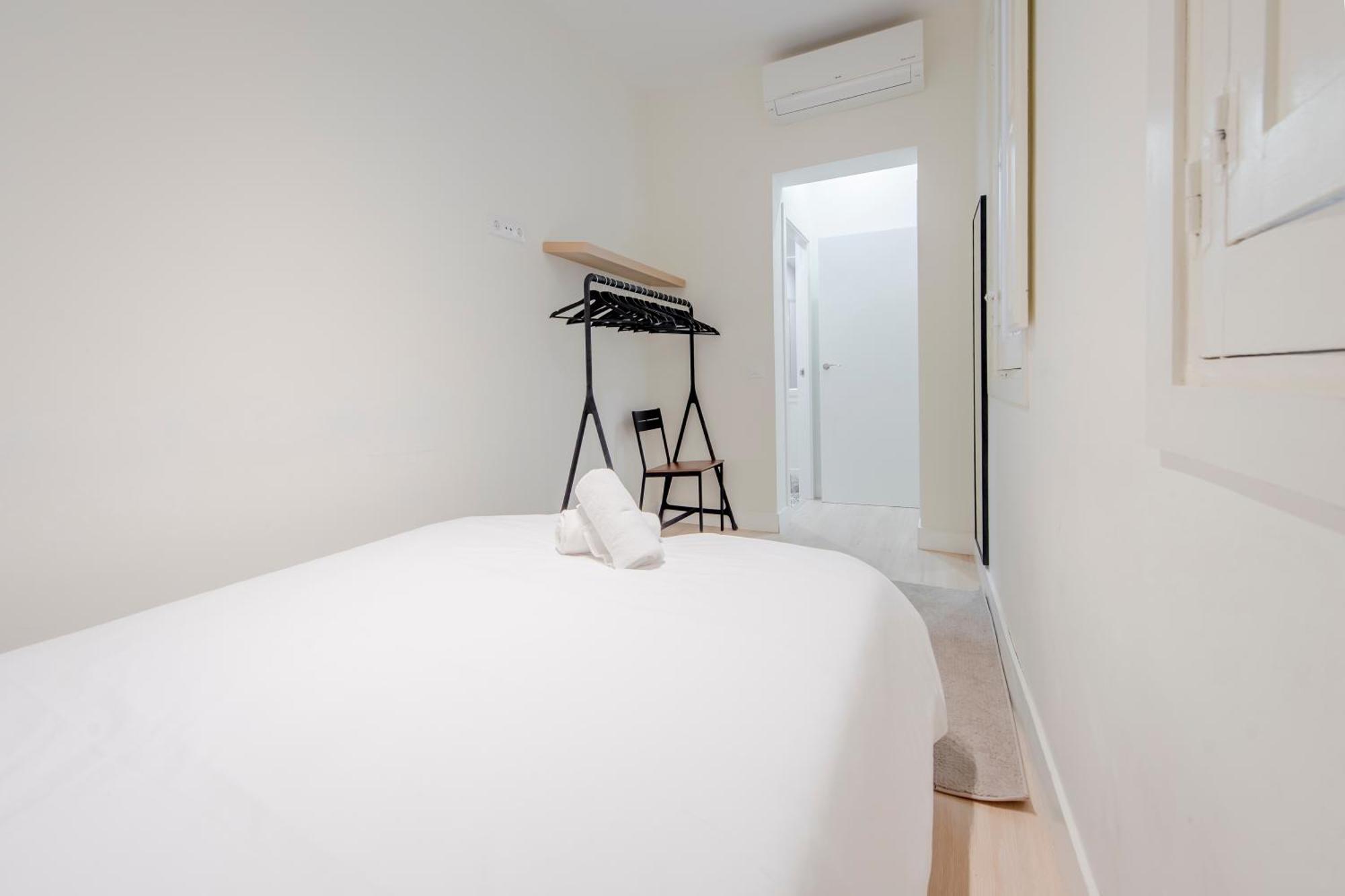 マドリードNuevo Apt Para 7 Pax En Malasana - Gran Via E1アパートメント エクステリア 写真