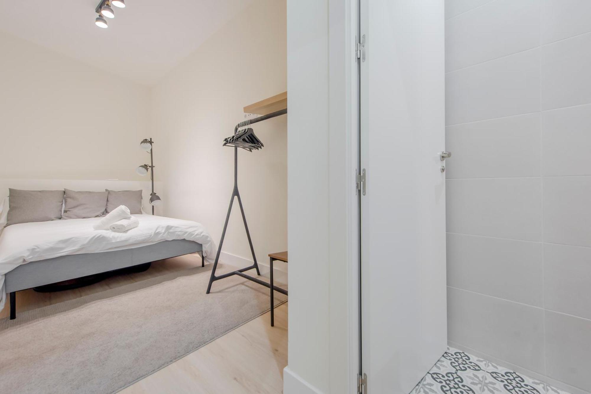 マドリードNuevo Apt Para 7 Pax En Malasana - Gran Via E1アパートメント エクステリア 写真